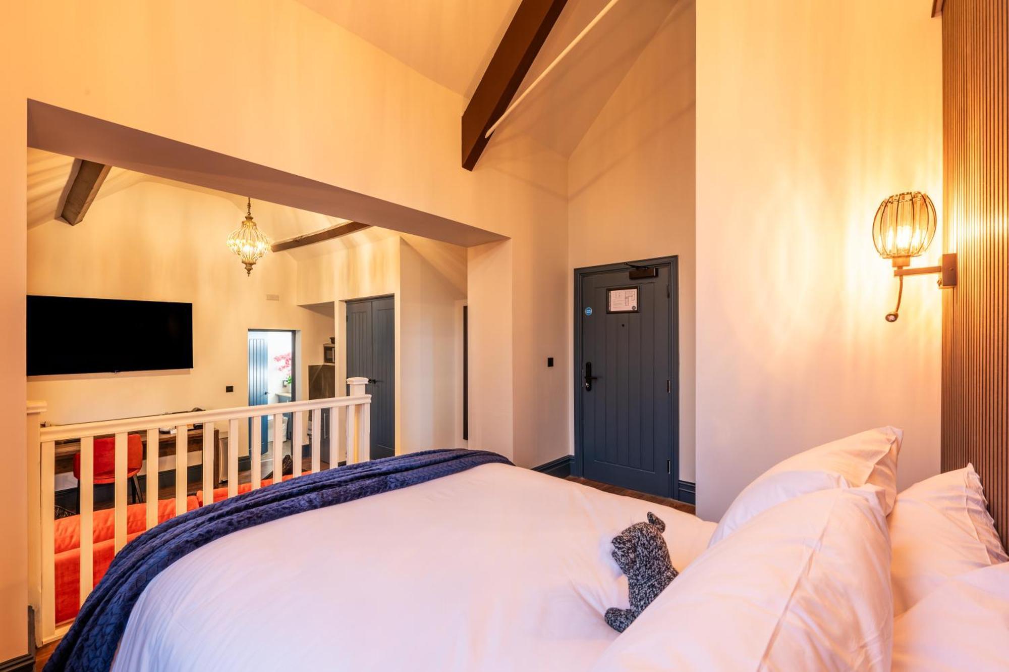 بارو في فرنيس The Old Lyric Hall - A St David Aparthotel المظهر الخارجي الصورة